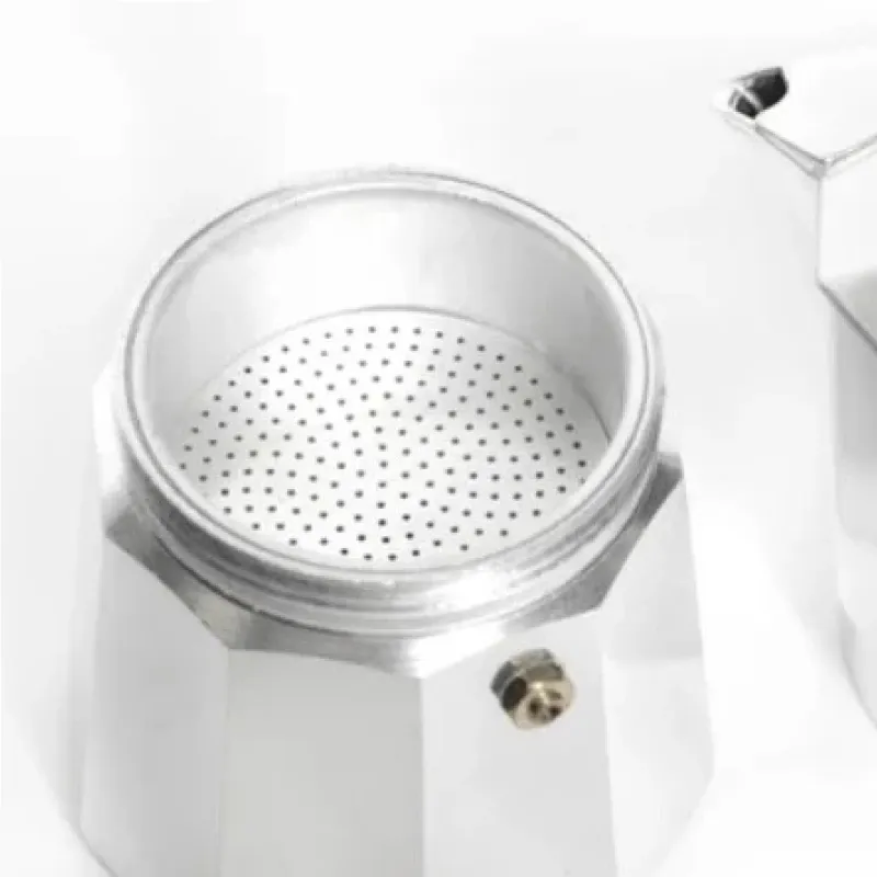café-orgánico-luca—Cafetera-italiana-3-a-6-tazas—Moka-italiana-5_4 café-orgánico-luca—Cafetera-italiana-3-a-6-tazas—Moka-italiana-5_4